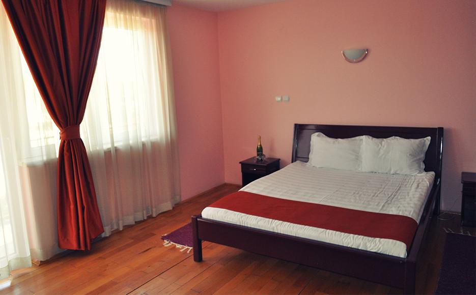 Hotel Satelit Kumanovo Exteriér fotografie