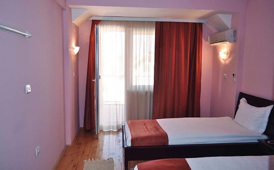 Hotel Satelit Kumanovo Exteriér fotografie