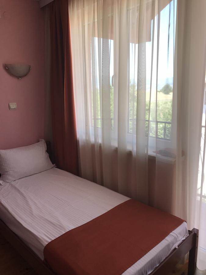 Hotel Satelit Kumanovo Exteriér fotografie