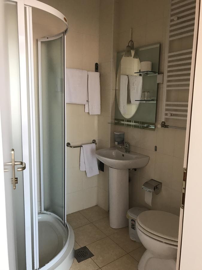 Hotel Satelit Kumanovo Exteriér fotografie